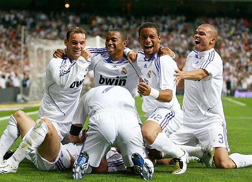 T1教练TOM谈不敌BLG：我们的英雄优先级整理出现了问题