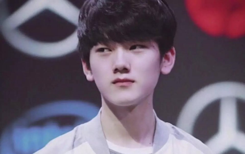 jL回应对NAVI质疑：没有火力输出和明星选手的二线队哈哈